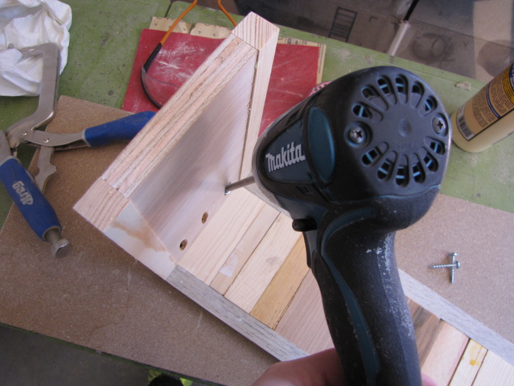 pocket holes floating shelf